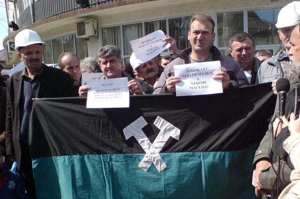 Пљевља: Директори расипају немилице